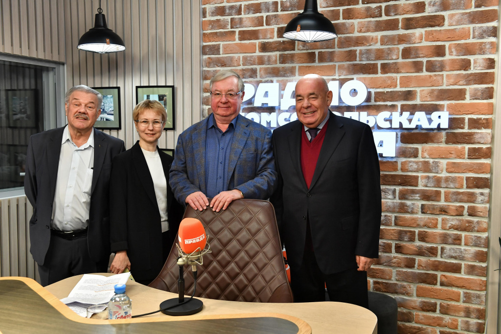 MAK_2435_DxO-min.jpg MAK_2435_DxO-min.jpg