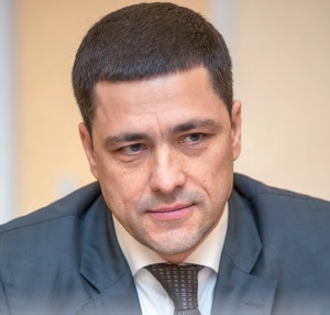 Михаил Ведерников pskvskaya-oblast-vedernikov.jpg