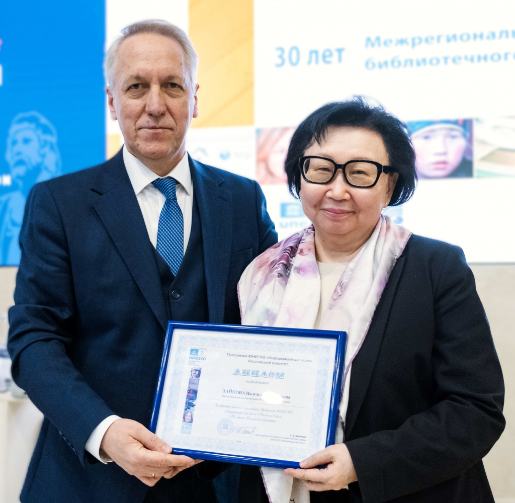 09-04-36.jpg 09-04-36.jpg