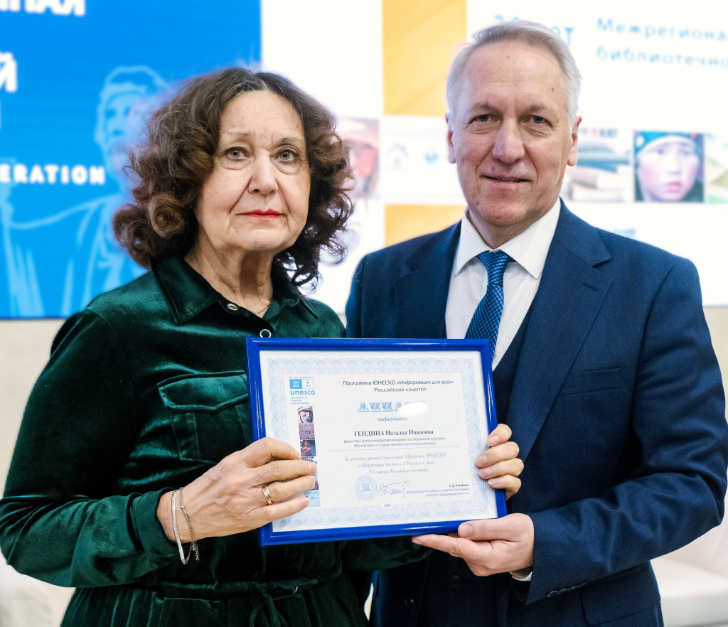 09-04-35.jpg 09-04-35.jpg