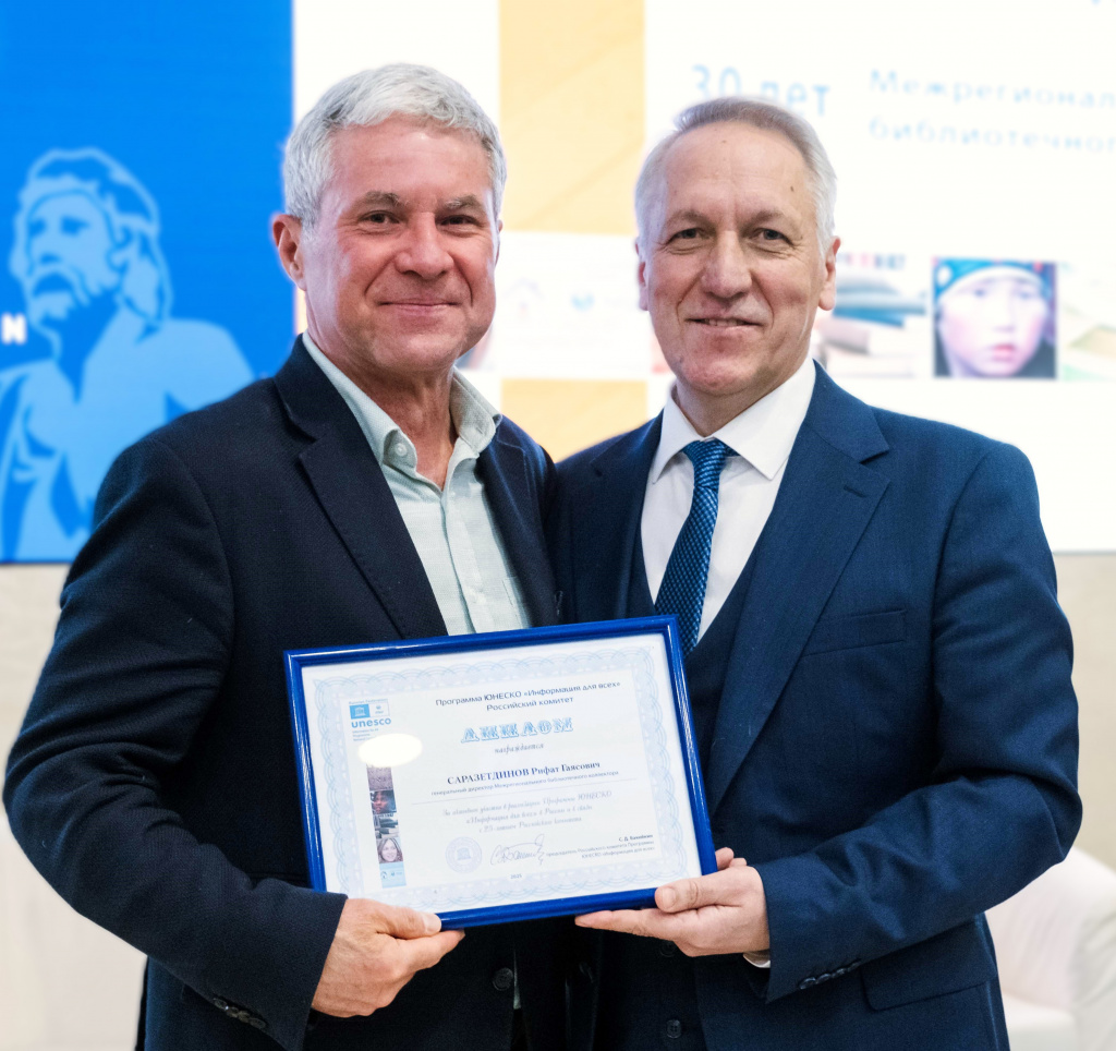 09-04-42.jpg 09-04-42.jpg