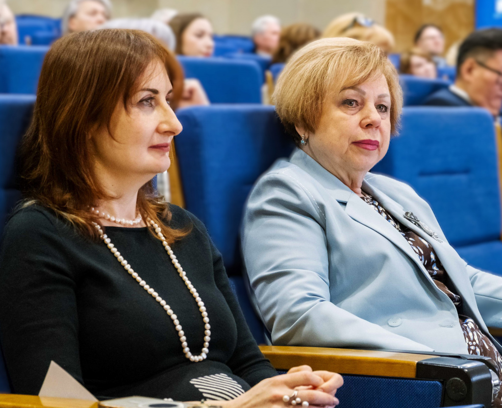 09-04-11.jpg 09-04-11.jpg