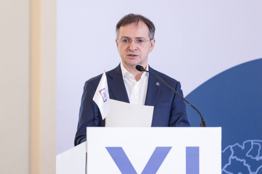 Мединский Владимир Ростиславович